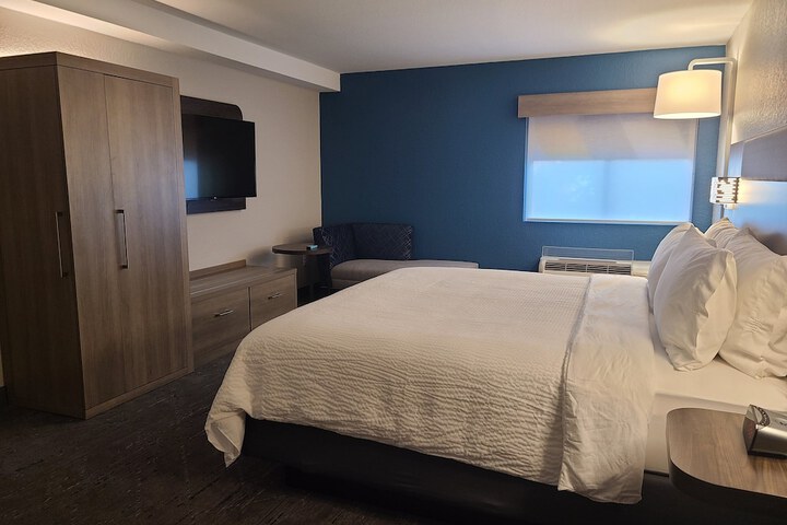 Holiday Inn Express & Suites Ft. Lauderdale N - Exec Airport by IHG