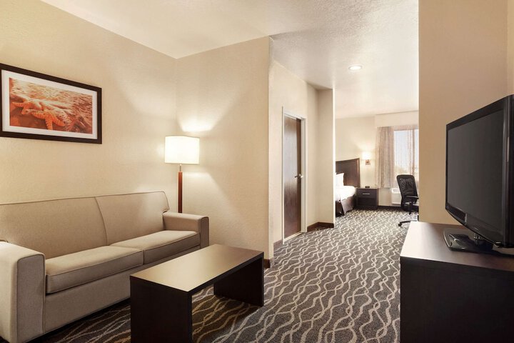 Room 7 of 15
