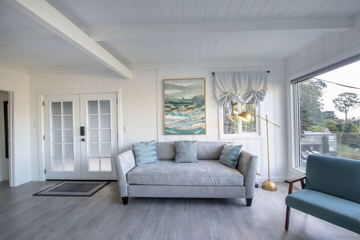 Marbella Lane Pedro Point Beach House with Hot Tub