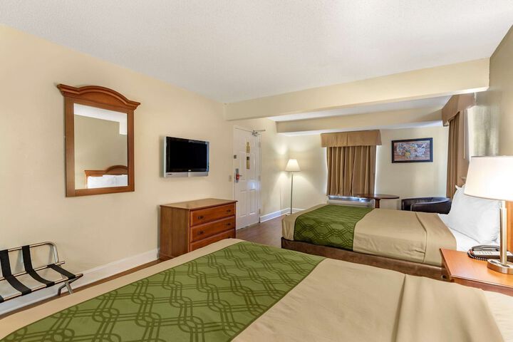 Room 28 of 31