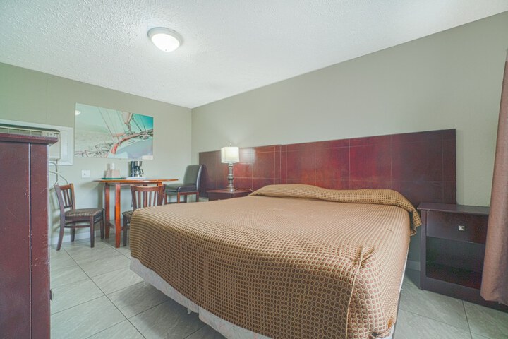 Room 20 of 50