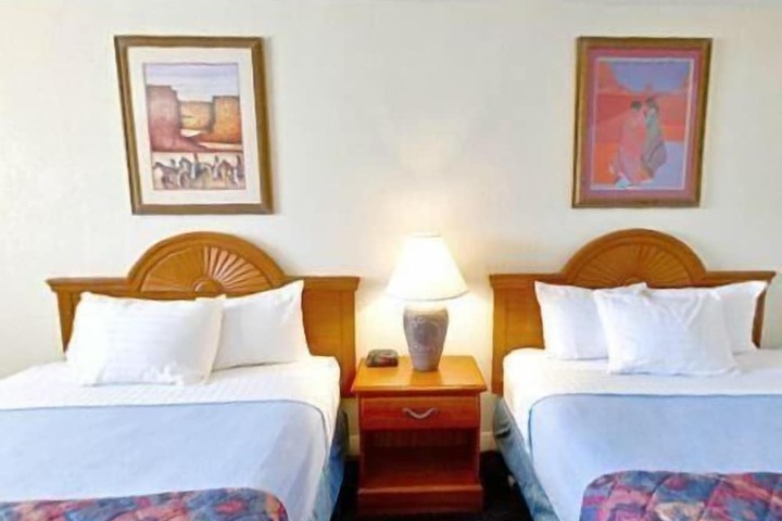 Room 42 of 87