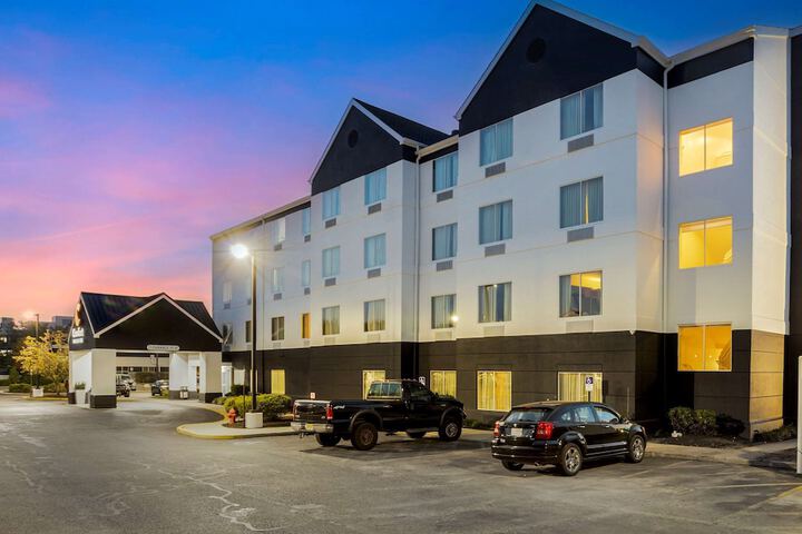 Hotel 3 of 43