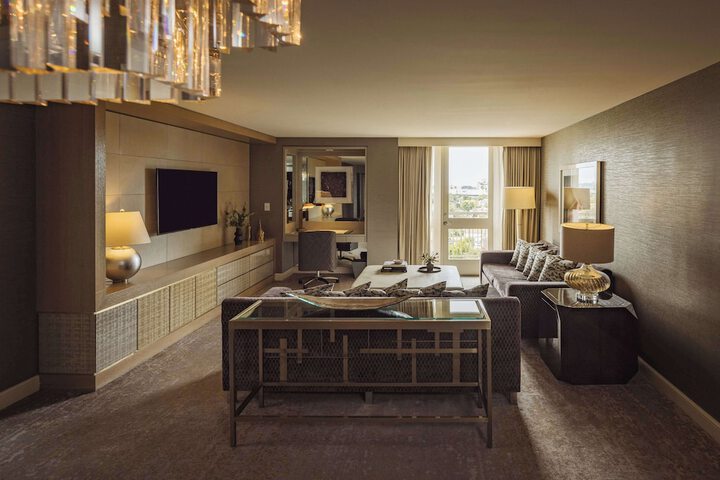 LErmitage Beverly Hills