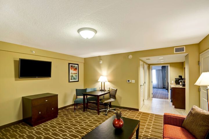 Room 26 of 61