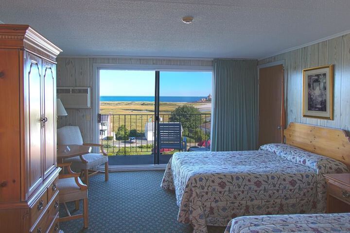 Room 18 of 36