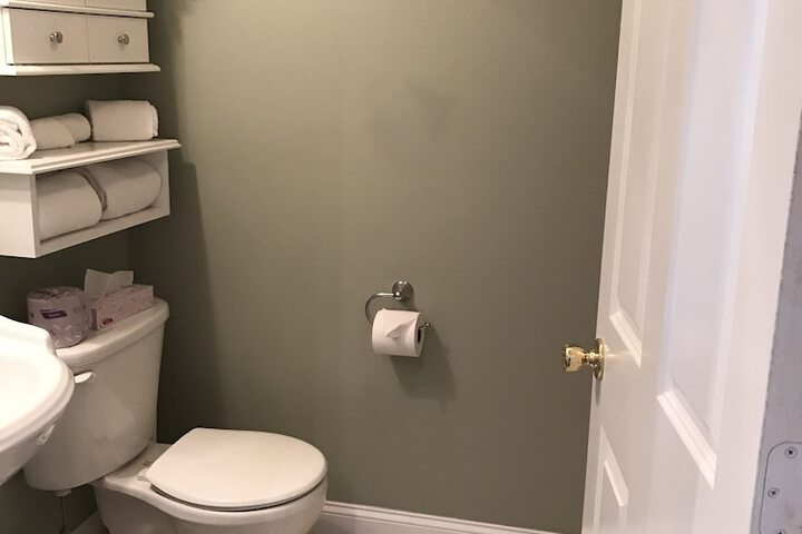 Room 76 of 96
