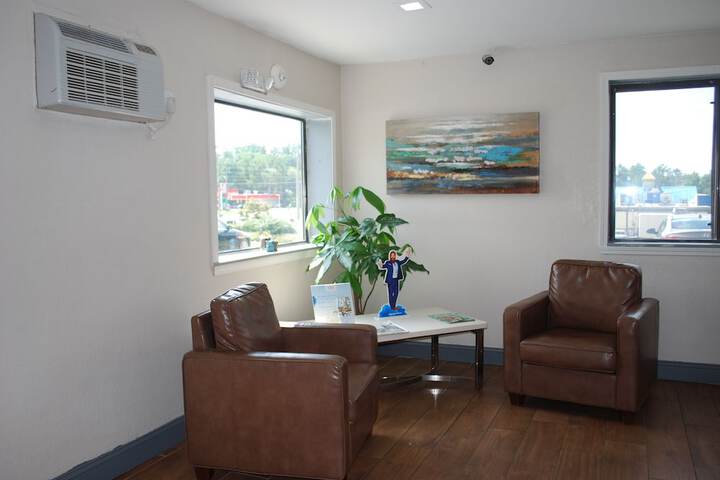 Hotel Interior 4 of 24