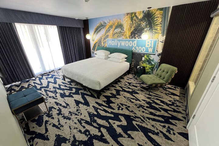 Lighthouse Inn & Suites