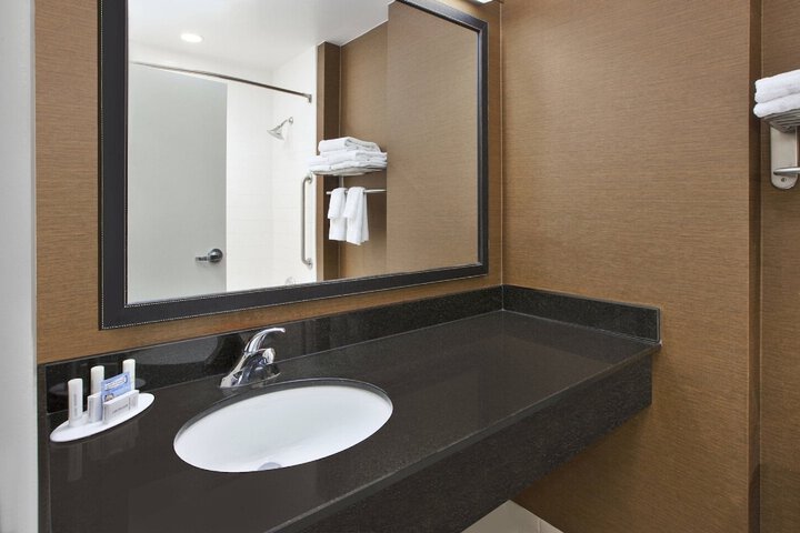 Fairfield Inn & Suites by Marriott Milwaukee Downtown