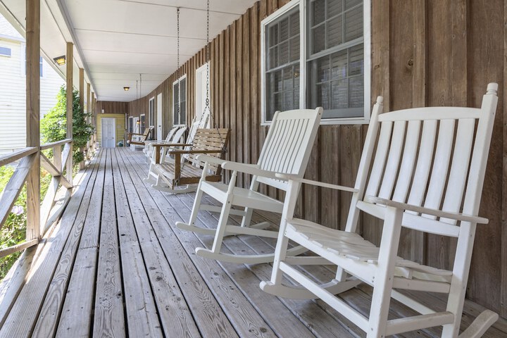 Blackbeards Lodge