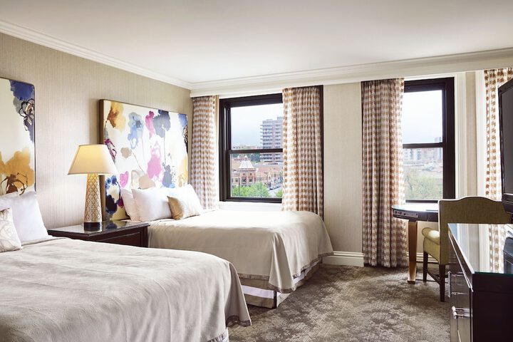 Room 43 of 123