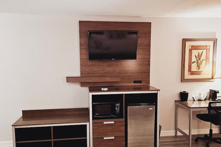 Room 22 of 45