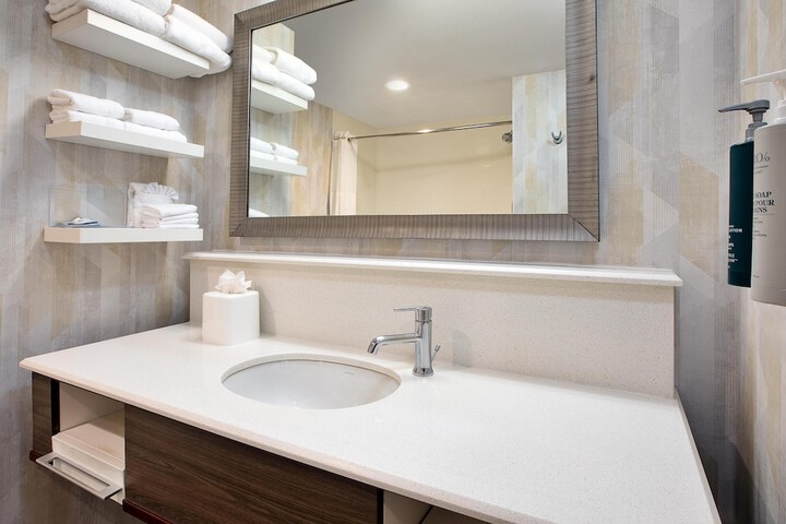 Hampton Inn North Little Rock McCain Mall