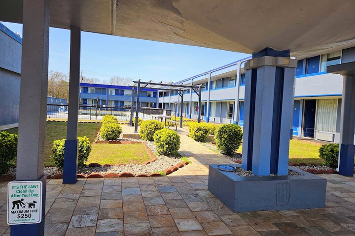 Days Inn by Wyndham Washington