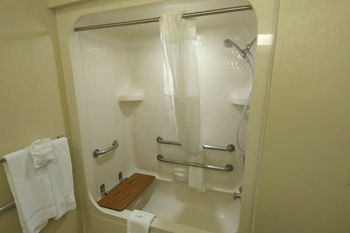Room 13 of 57