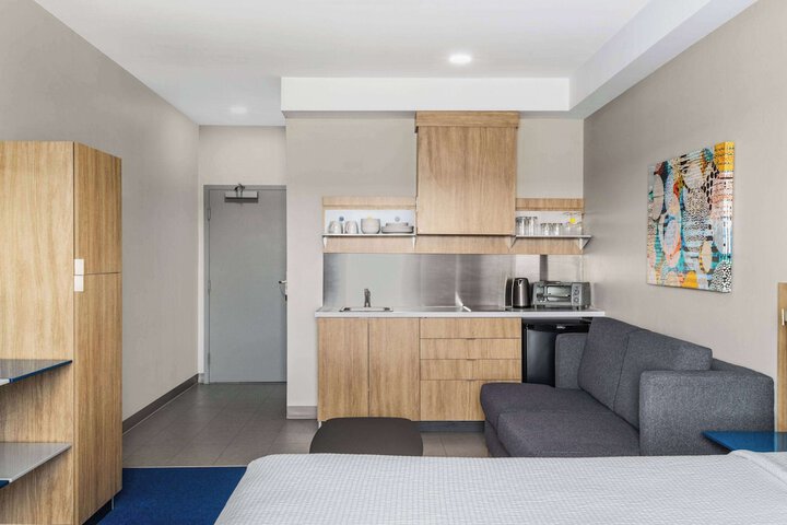Room 26 of 41