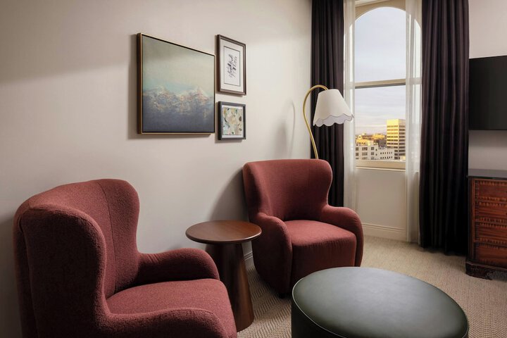 Davenport Hotel Autograph Collection