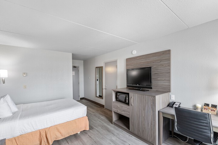 Room 14 of 30
