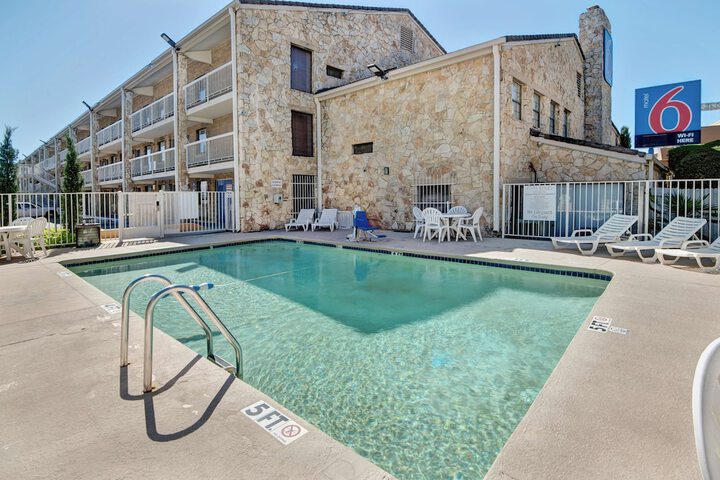 Pool 6 of 30