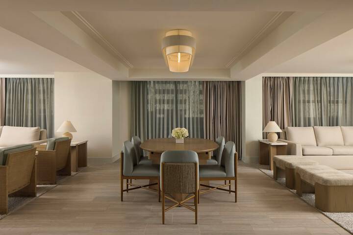 Loews Miami Beach Hotel – South Beach