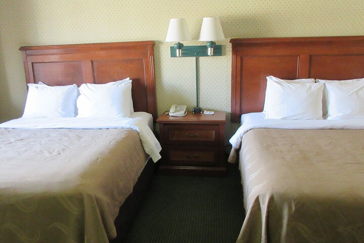 Room 16 of 39