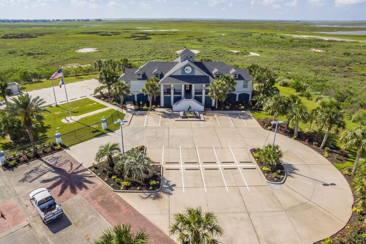 Harborwalk Lodge