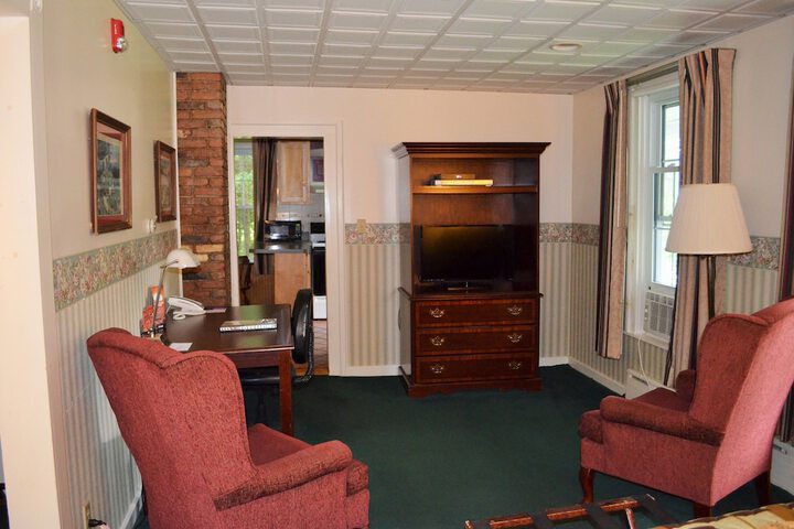 Maple Terrace Motel
