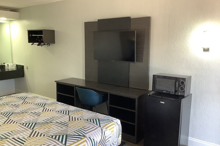 Room 26 of 44
