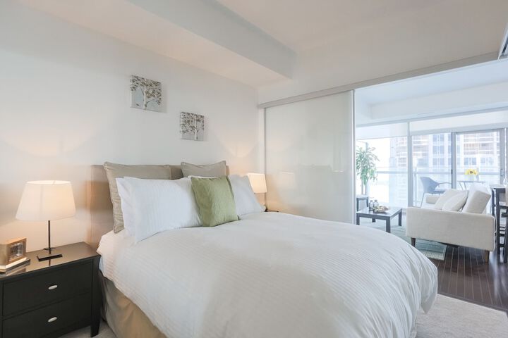 Room 21 of 26