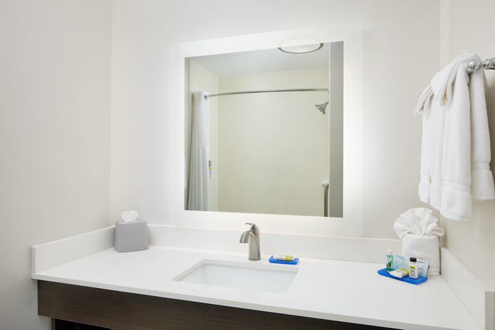 Holiday Inn Express & Suites Valdosta West - Mall Area by IHG