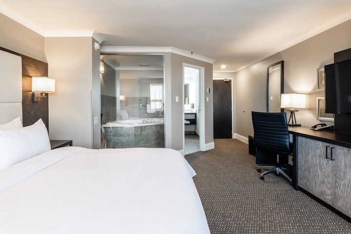 Crowne Plaza Moncton-Downtown by IHG