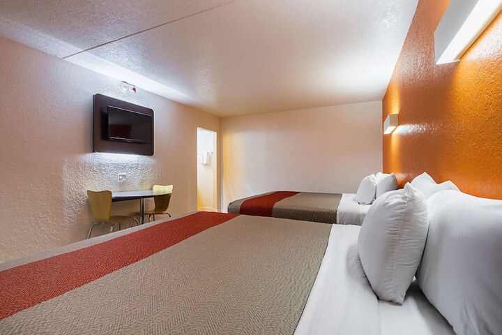 Motel 6 Garland TX - Northeast Dallas