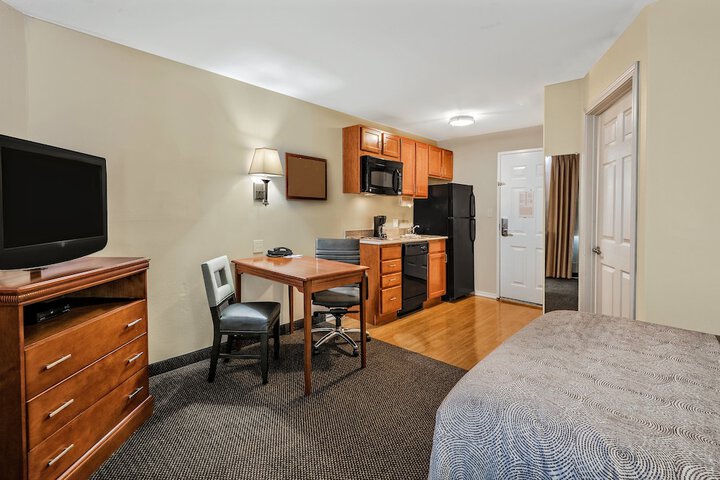 Room 31 of 38