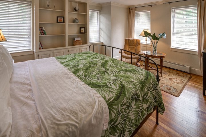 Room 19 of 50