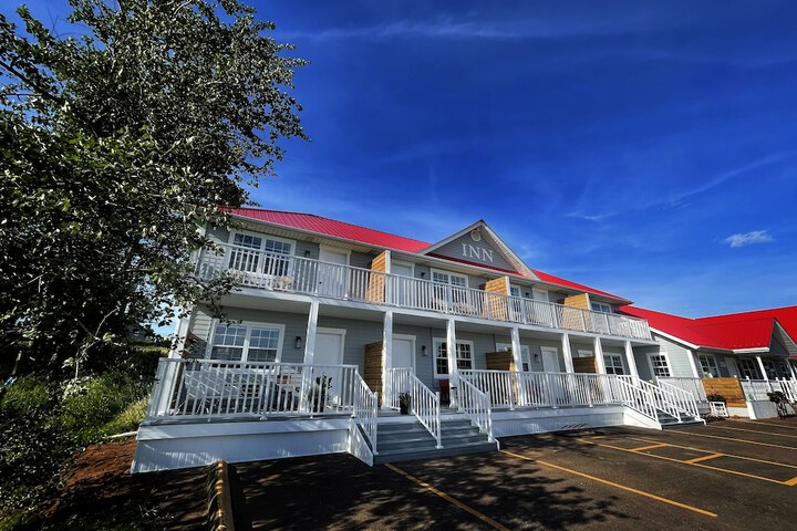 Hotel 7 of 144