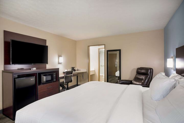 Room 20 of 37