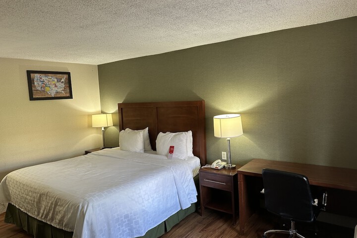 Econo Lodge Huntington - Barboursville University Area
