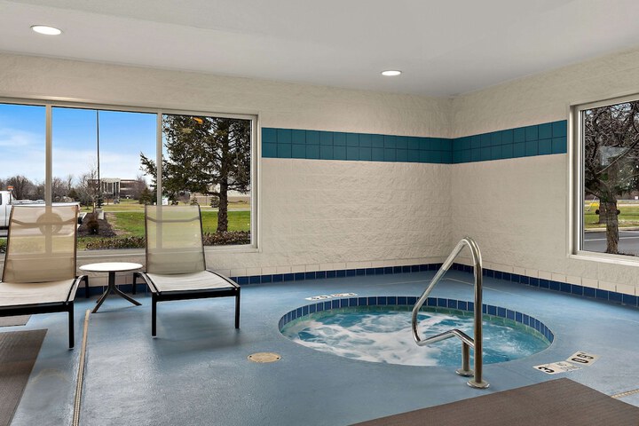 Comfort Inn & Suites Fremont