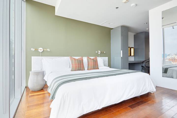 Room 40 of 70