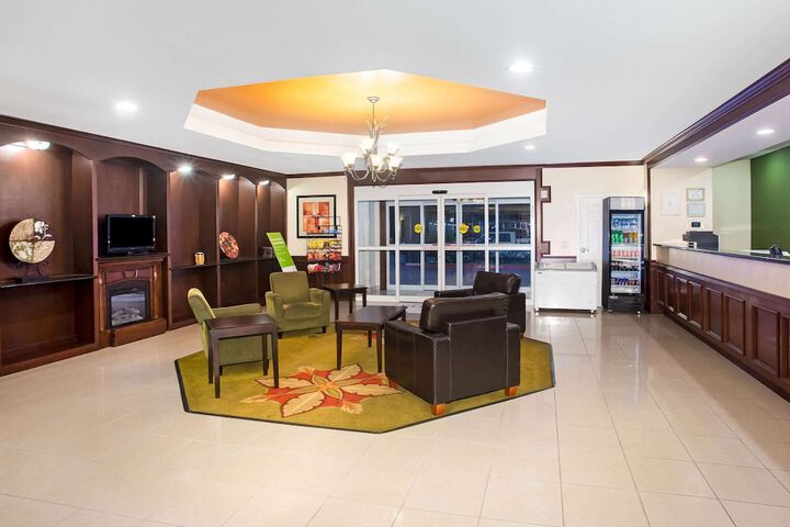 Hotel Interior 17 of 46