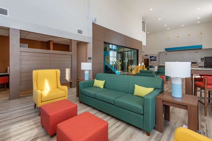 Hotel Interior 10 of 71