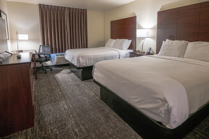 Cobblestone Hotel & Suites - Lamar