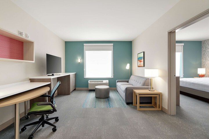 Room 25 of 48