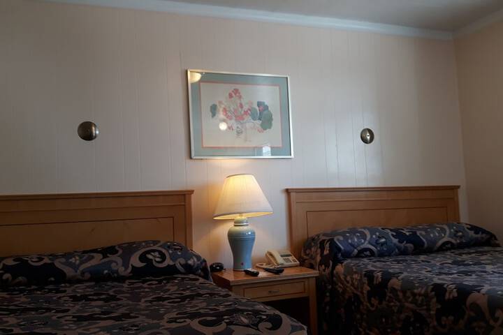 Room 18 of 33