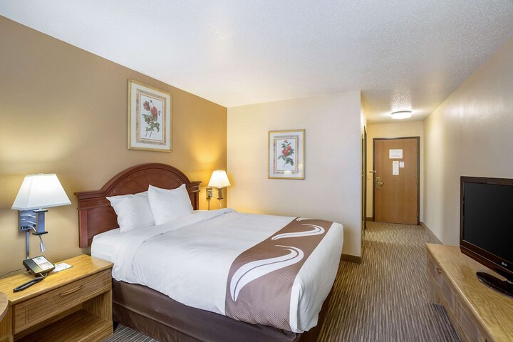 Quality Inn - Storm Lake