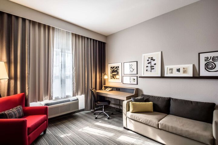 Room 18 of 42