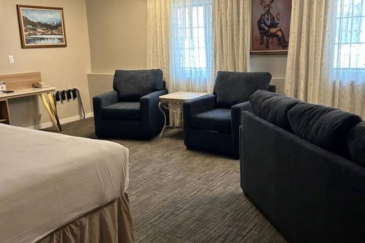 Room 37 of 66