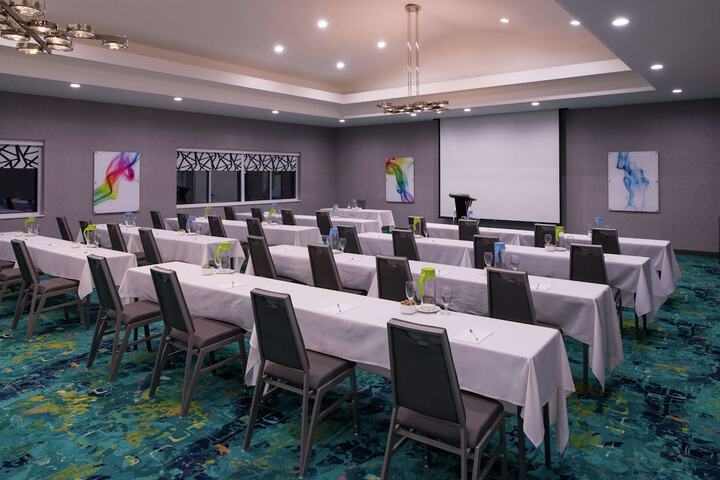 Hampton Inn & Suites Atlanta / Marietta