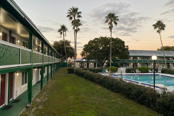 Inn on the Green
